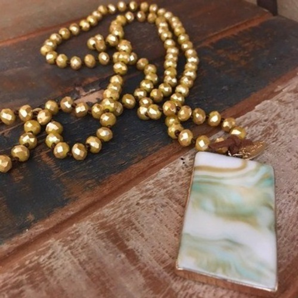 Plunder Design‎ Marbled Resin Pendant Gold Beaded Boho Statement Necklace
